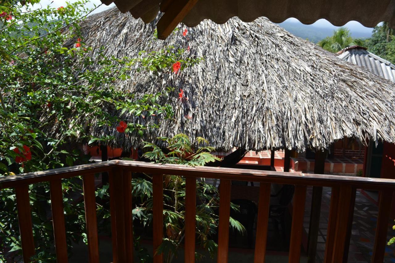 Hostal Recuerdos Del Tayrona El Zaino Exterior photo